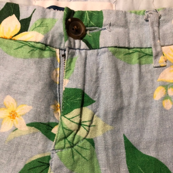 Old Navy • Blue Orange Tropical Shorts - Picture 4 of 9